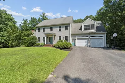 13 Country Club Rd, Sterling, MA 01564 - Photo 2
