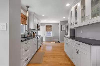 19 Barnard Rd, Worcester, MA 01605 - Photo 4