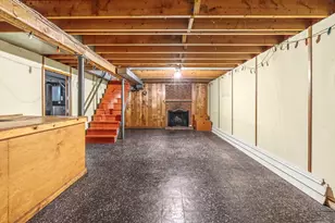 44 Deerfield Dr, Northampton, MA 01062 - Photo 16