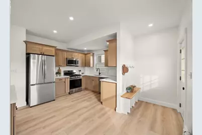 22 Starkey Ave, Attleboro, MA 02703 - Photo 4