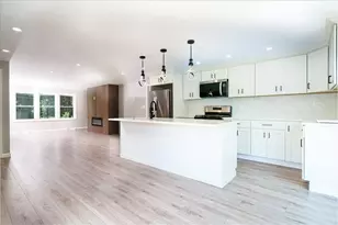 23 Taunton St, Bellingham, MA 02019 - Photo 4