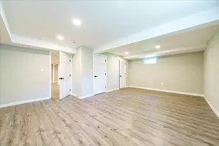 23 Taunton St, Bellingham, MA 02019 - Photo 18