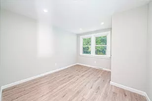 23 Taunton St, Bellingham, MA 02019 - Photo 10