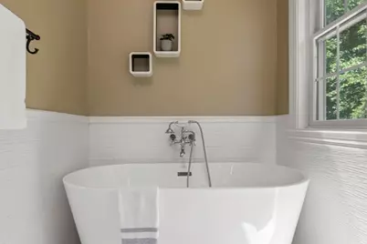107 Rowe Street, Newton, MA 02465 - Photo 26