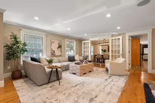 107 Rowe St, Newton, MA 02465 - Photo 6