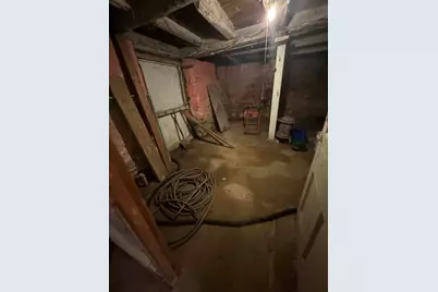 842 Church St, North Adams, MA 01247 - Photo 38