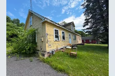 842 Church St, North Adams, MA 01247 - Photo 4
