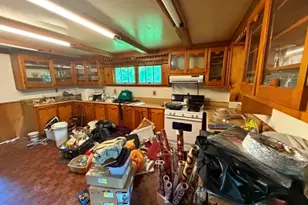842 Church St, North Adams, MA 01247 - Photo 10