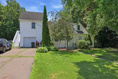 56 Lincoln Ave, South Hadley, MA 01075 - Photo 2