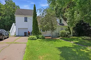 56 Lincoln Ave, South Hadley, MA 01075 - Photo 2