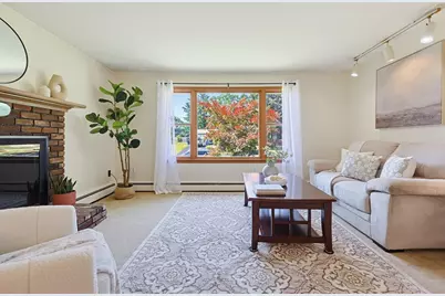 5 Nelson St, Attleboro, MA 02703 - Photo 4