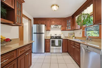 5 Nelson St, Attleboro, MA 02703 - Photo 10