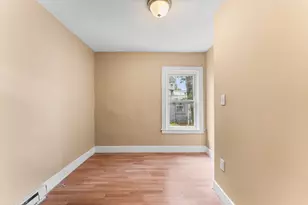 2 Hacker Ct, Worcester, MA 01603 - Photo 8