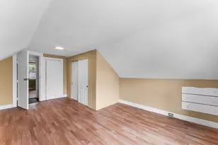 2 Hacker Ct, Worcester, MA 01603 - Photo 18
