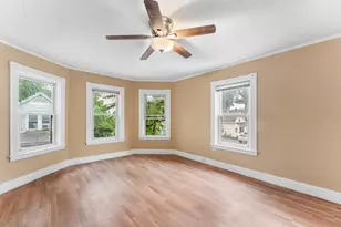 2 Hacker Ct, Worcester, MA 01603 - Photo 12