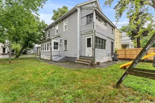2 Hacker Ct, Worcester, MA 01603 - Photo 1