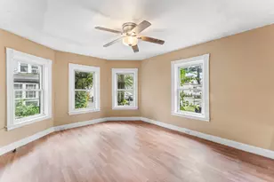 2 Hacker Ct, Worcester, MA 01603 - Photo 2