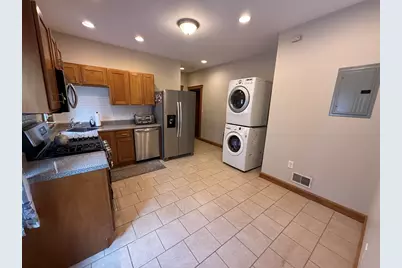 372 Metropolitan Ave #1, Boston, MA 02131 - Photo 4
