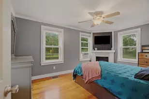 22 Hathaway Rd, Dartmouth, MA 02747 - Photo 18