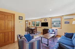172 Bedford Rd, Woburn, MA 01801 - Photo 4