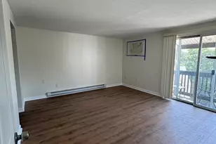 11 Gibbs St, Worcester, MA 01607 - Photo 4
