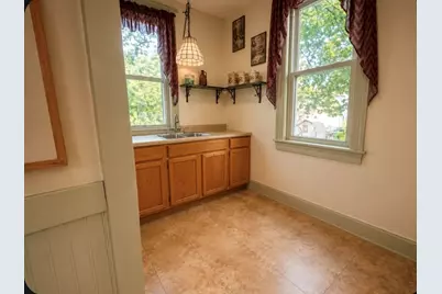 7 Park St, Chicopee, MA 01013 - Photo 14