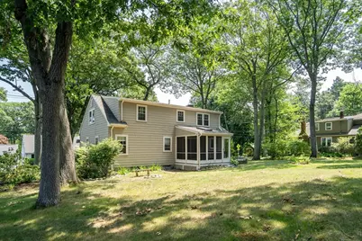 148 Cedar St, Lexington, MA 02421 - Photo 4