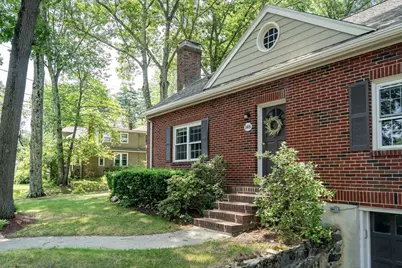 148 Cedar St, Lexington, MA 02421 - Photo 38