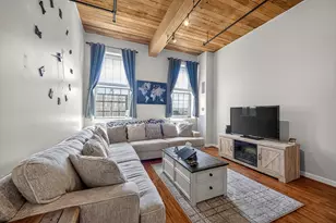 52 Lawrence Dr, Lowell, MA 01854 - Photo 6