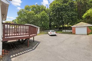 80 Clarence St, Everett, MA 02149 - Photo 4