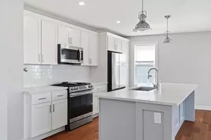 18-20 Crestway Rd, Boston, MA 02128 - Photo 8