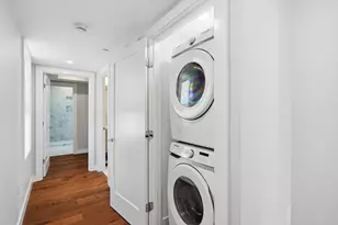 18-20 Crestway Rd, Boston, MA 02128 - Photo 14