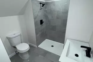 86 Amherst St, Springfield, MA 01109 - Photo 14