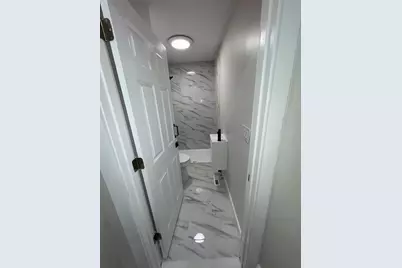 86 Amherst St, Springfield, MA 01109 - Photo 32