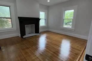 86 Amherst St, Springfield, MA 01109 - Photo 6