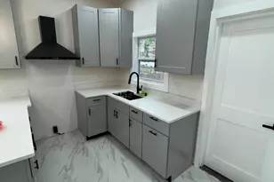86 Amherst St, Springfield, MA 01109 - Photo 8