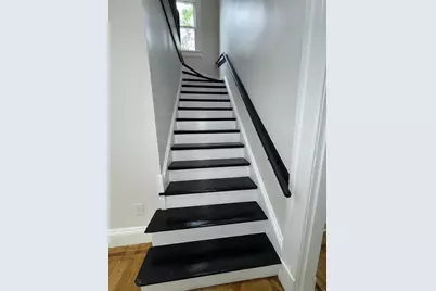 86 Amherst St, Springfield, MA 01109 - Photo 12
