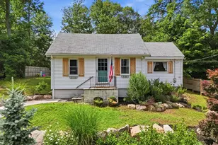 27 Leigh Rd, Hamilton, MA 01982 - Photo 32