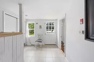 27 Leigh Rd, Hamilton, MA 01982 - Photo 14