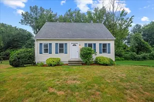 7 Sneade Dr, Oxford, MA 01540 - Photo 1