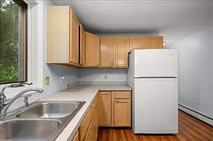 7 Sneade Dr, Oxford, MA 01540 - Photo 8