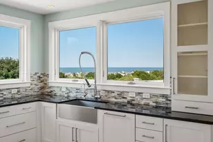 18 Holly Hill Circle, Marshfield, MA 02050 - Photo 8