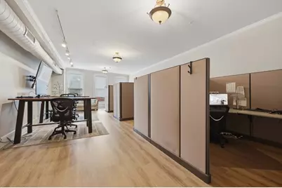 39 State St #5, Newburyport, MA 01950 - Photo 2