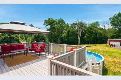 665 Blackstone St, Uxbridge, MA 01569 - Photo 8