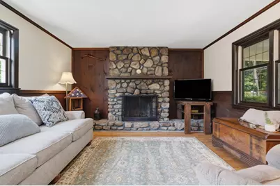 665 Blackstone St, Uxbridge, MA 01569 - Photo 18