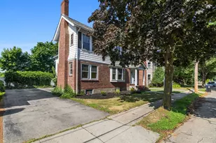 42-44 Choate, Belmont, MA 02478 - Photo 2