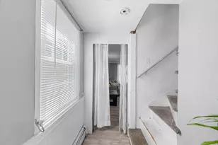17 Vestry St, Beverly, MA 01915 - Photo 28
