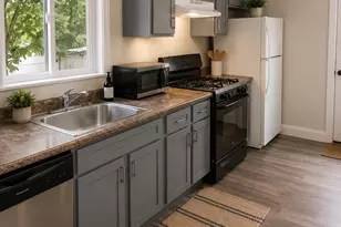 123 Winthrop St, Medford, MA 02155 - Photo 2