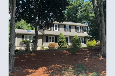 2 Tammie Rd, Hopedale, MA 01747 - Photo 1