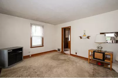 22 Comins Rd, Oxford, MA 01537 - Photo 6